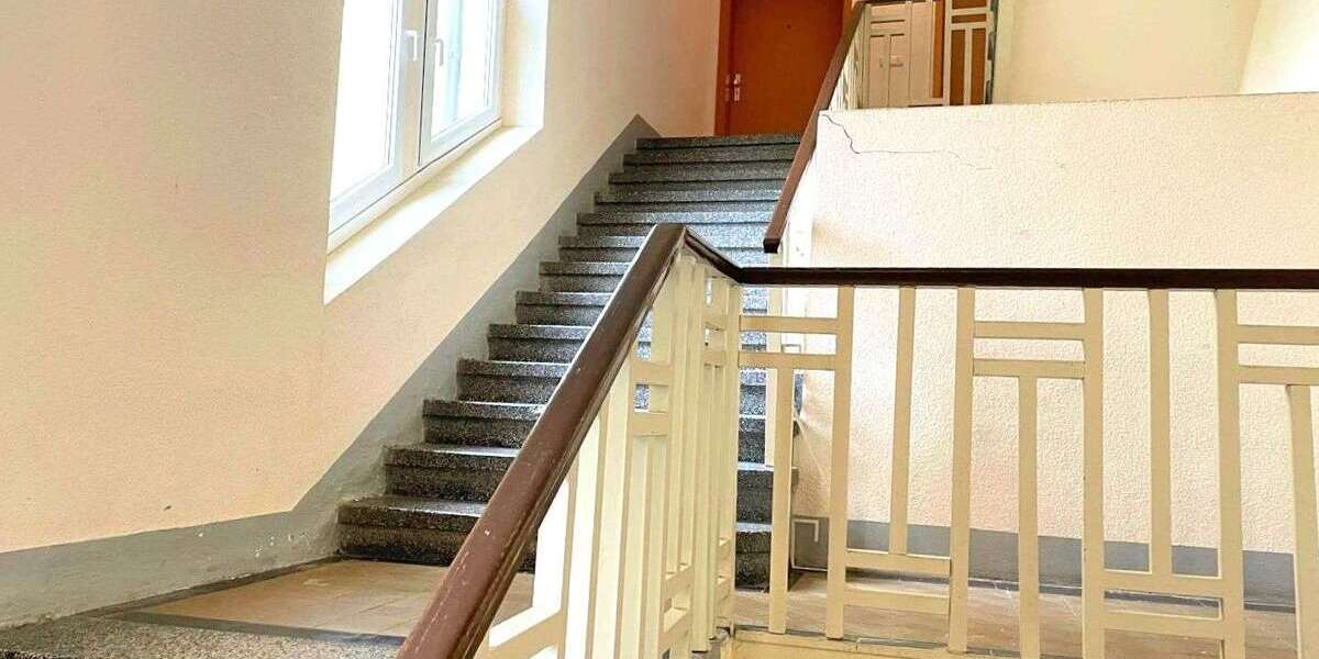 Etagenwohnung Oelsnitz - 3 Zimmer, 86 m&sup2;, 44.999&euro; | Angebot:26431222