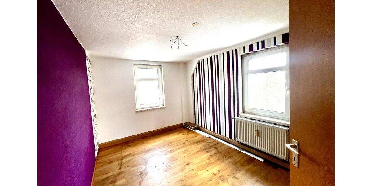 Dachgeschoßwohnung Klingenthal - 3 Zimmer, 66 m&sup2;, 330&euro; | Angebot:18971520