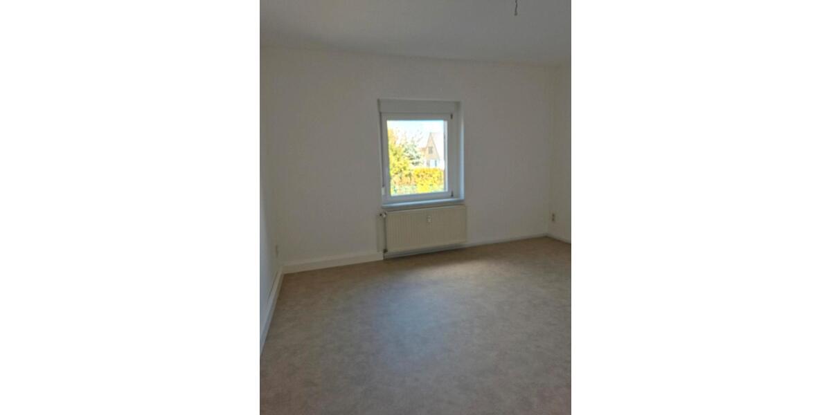 Etagenwohnung Greiz - 2 Zimmer, 65 m&sup2;, 380&euro; | Angebot:26041696