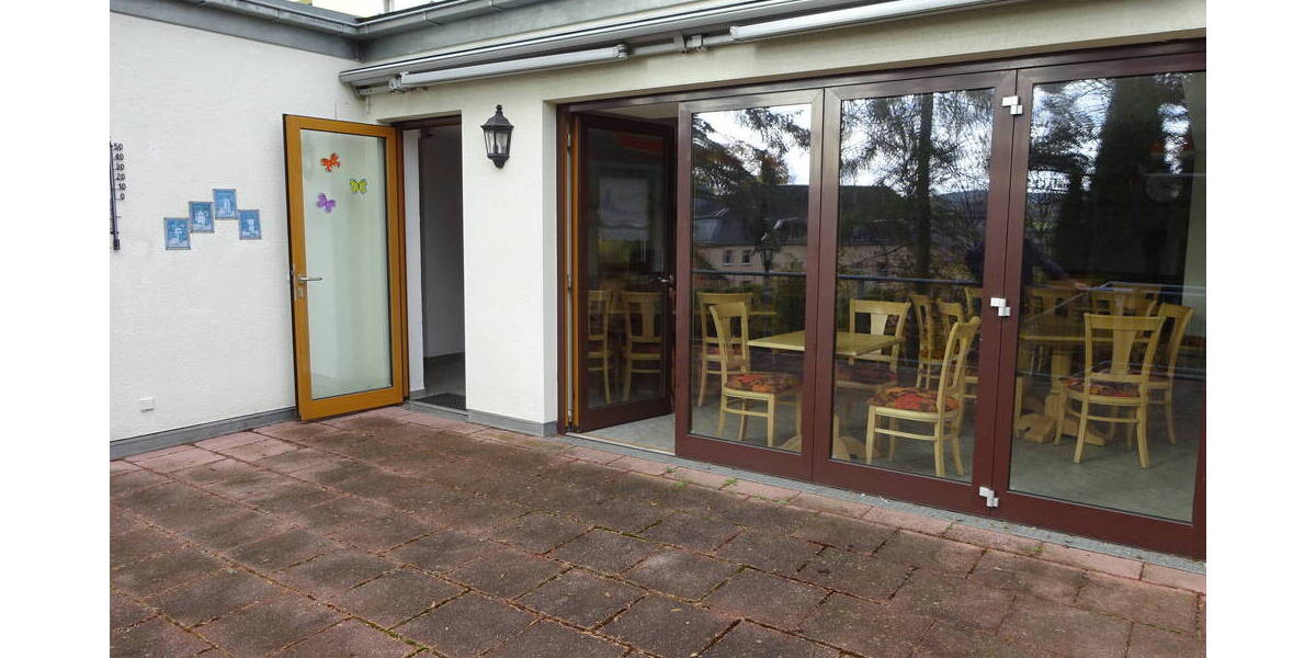 Reihenendhaus Treuen - 8 Zimmer, 267 m&sup2;, 329.000&euro; | Angebot:25693220