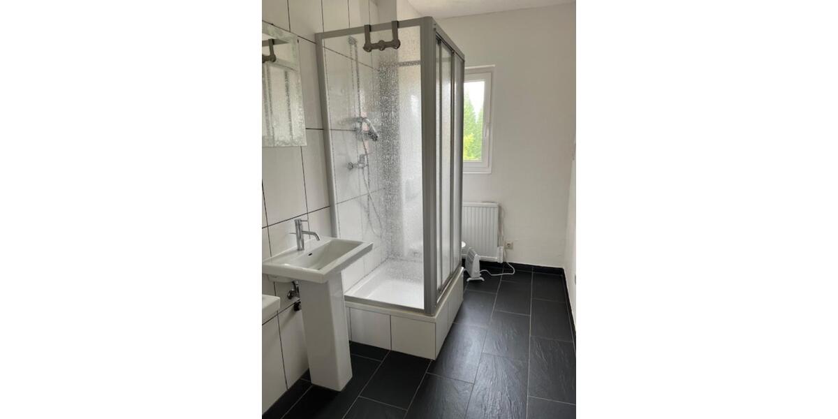 Etagenwohnung Muldenhammer - 5 Zimmer, 123 m&sup2;, 590&euro; | Angebot:25571380