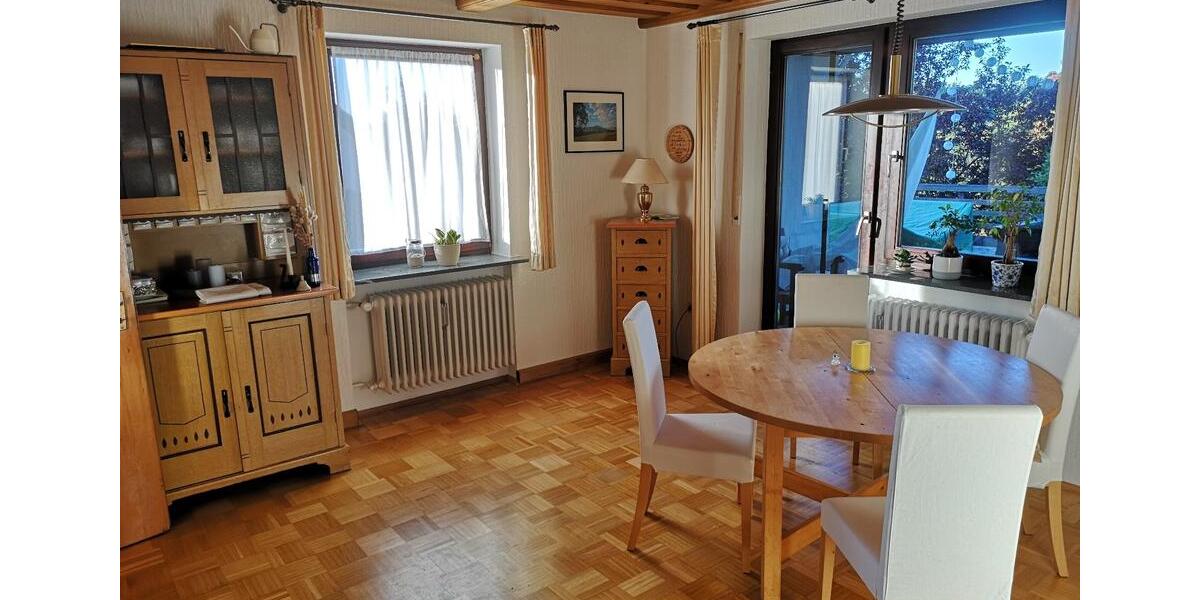 Etagenwohnung Hof Christiansreuth - 2 Zimmer, 70 m&sup2;, 650&euro; | Angebot:25398826