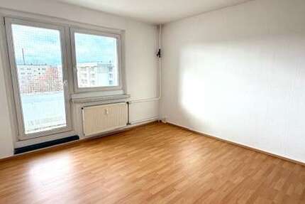 Wohnung Plauen Chrieschwitz - 3 Zimmer, 56 m&sup2;, 282&euro; | Angebot:25518902