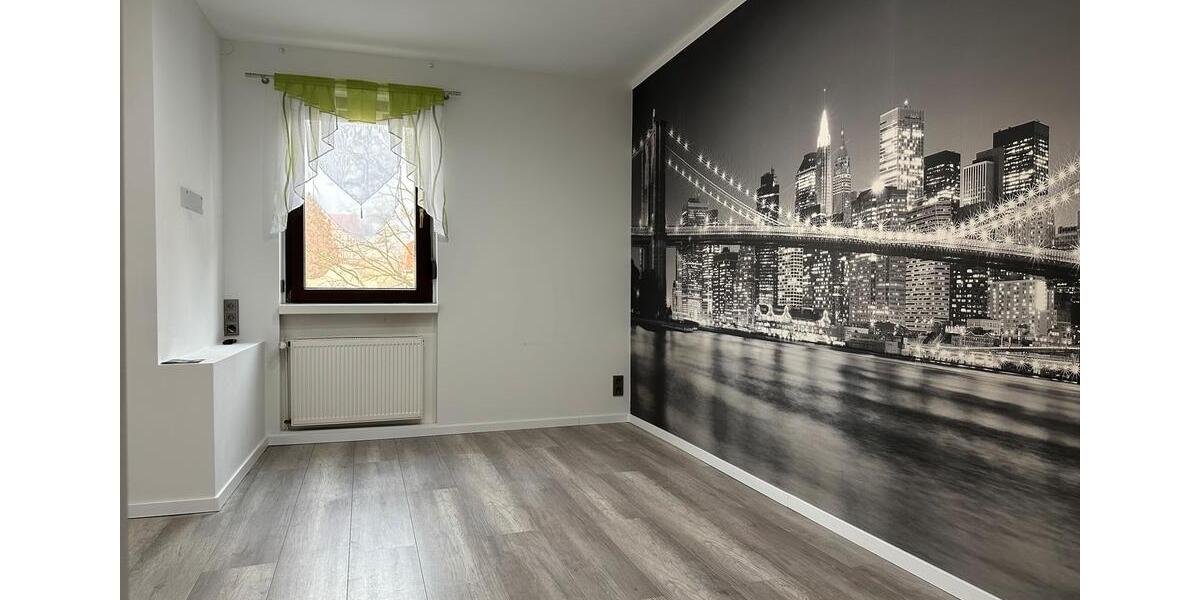 Einfamilienhaus Fraureuth - 11 Zimmer, 220 m&sup2;, 245.000&euro; | Angebot:24728324