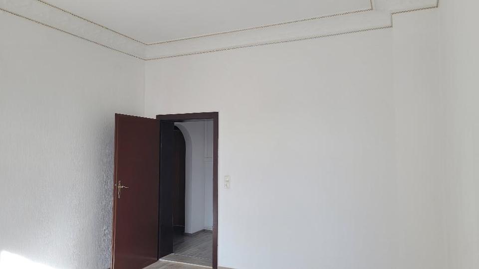 Etagenwohnung Plauen Bahnhofsvorstadt - 4 Zimmer, 91 m&sup2;, 430&euro; | Angebot:17767008