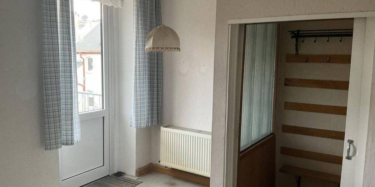 Reihenmittelhaus Falkenstein - 5 Zimmer, 125 m&sup2;, 60.000&euro; | Angebot:26451826