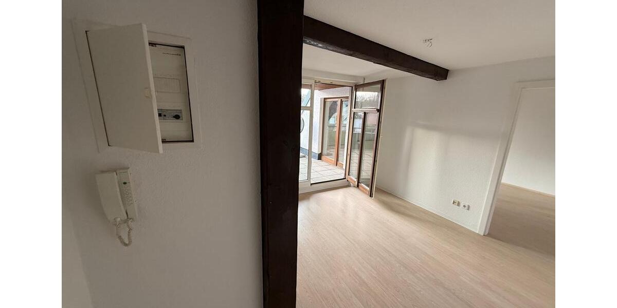 Dachgeschoßwohnung Auerbach/Vogtland Vogtland - 2 Zimmer, 77 m&sup2;, 460&euro; | Angebot:24337412