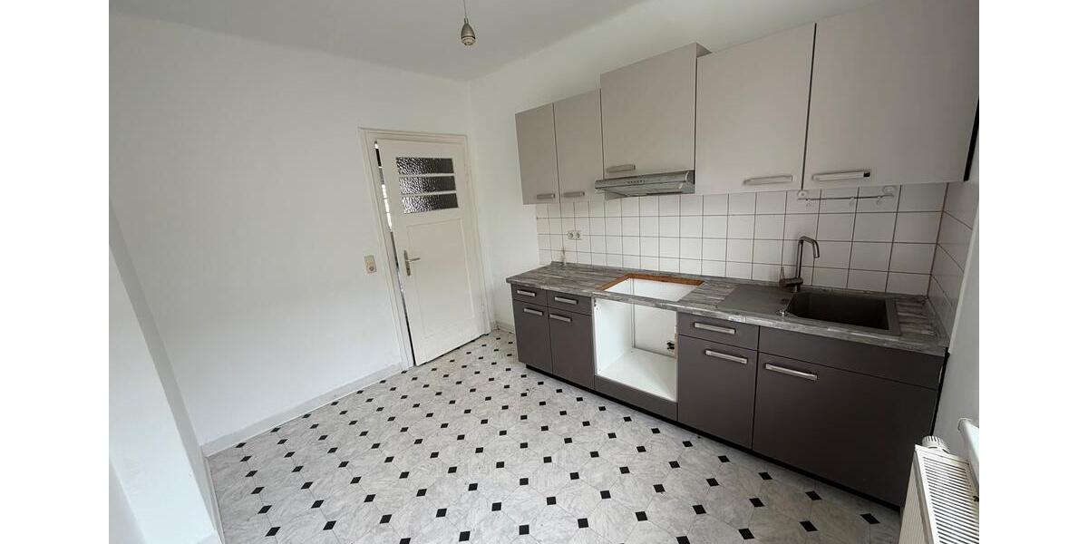 Etagenwohnung Plauen Alt Chrieschwitz - 3 Zimmer, 63 m&sup2;, 57.000&euro; | Angebot:26866468