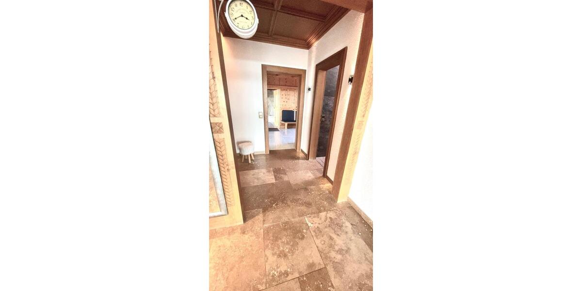 Einfamilienhaus Hof Neuhof - 5 Zimmer, 326 m&sup2;, 1.700&euro; | Angebot:26096955