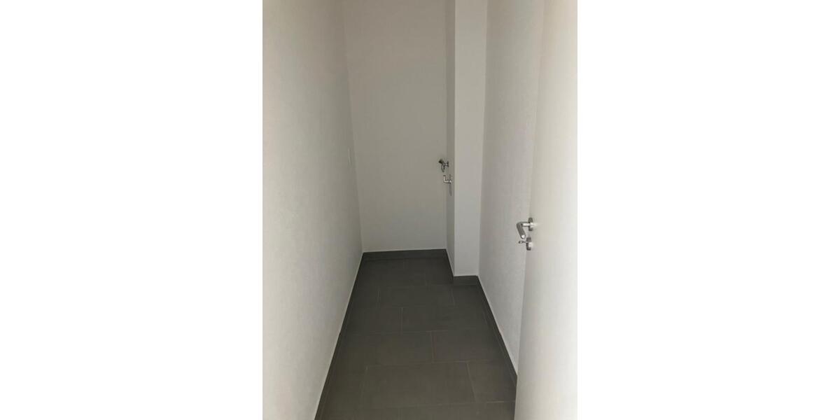 Dachgeschoßwohnung Plauen - 4.5 Zimmer, 97 m&sup2;, 850&euro; | Angebot:25808074