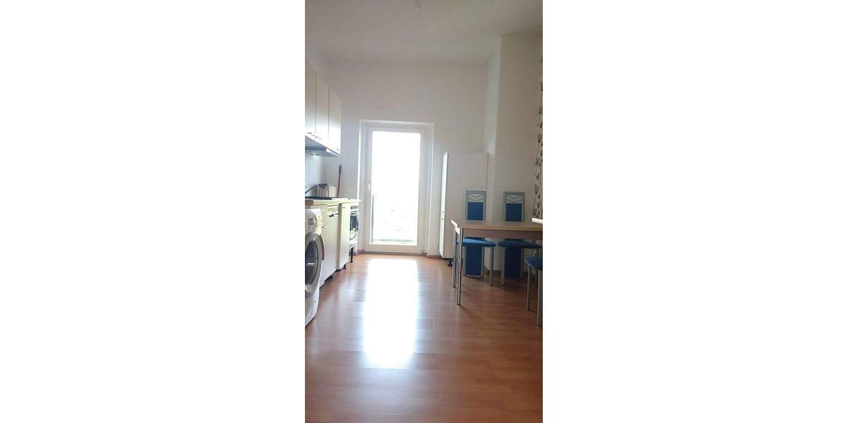 Etagenwohnung Plauen Stadtmitte - 4 Zimmer, 90 m&sup2;, 49.000&euro; | Angebot:25745243