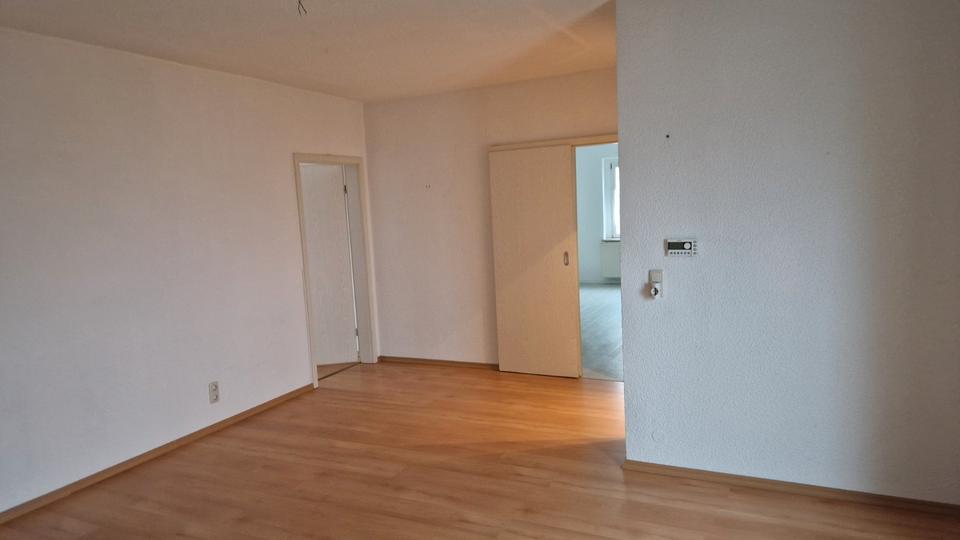 Etagenwohnung Schöneck/Vogtland Vogtland - 4 Zimmer, 100 m&sup2;, 99.000&euro; | Angebot:26785567