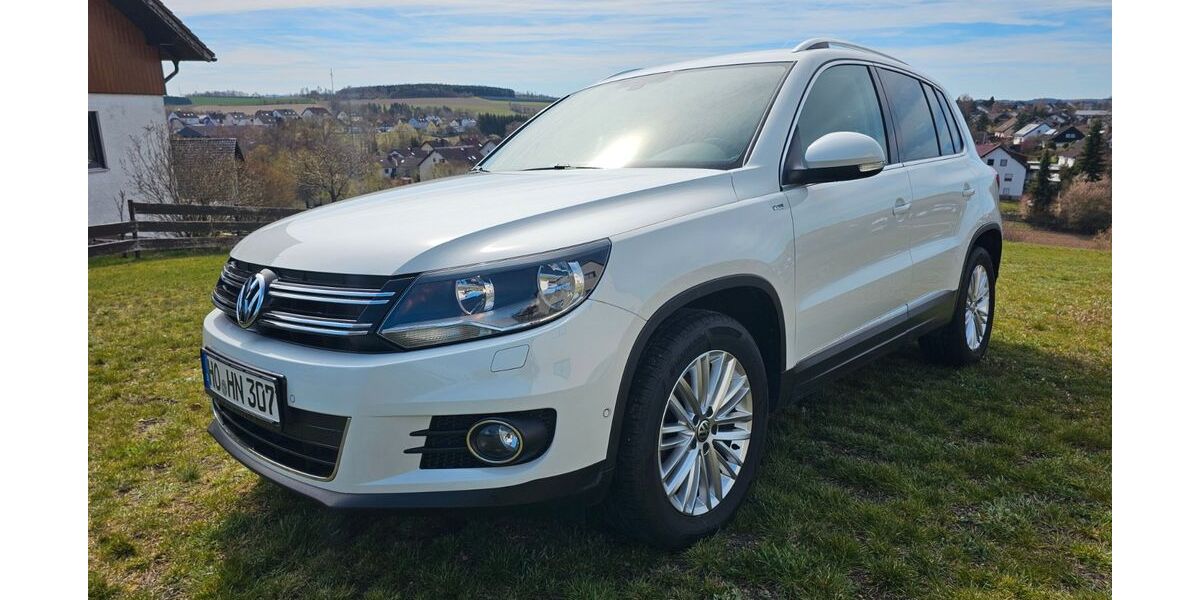 VW Tiguan 93.000 km 12.999 &euro; Döhlau 95182
