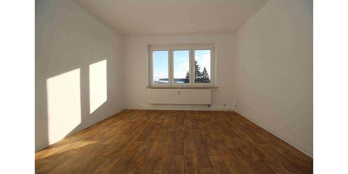 Etagenwohnung Weischlitz - 3 Zimmer, 58 m&sup2;, 365&euro; | Angebot:24377576