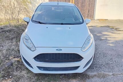 Ford Fiesta 154.000 km 5.900 &euro; Neumark 08496
