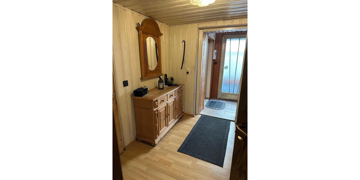 Doppelhaushälfte Hof Neuhof - 8 Zimmer, 160 m&sup2;, 118.000&euro; | Angebot:25614688