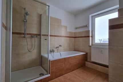 Wohnung Schleiz - 2 Zimmer, 58 m&sup2;, 420&euro; | Angebot:24616024