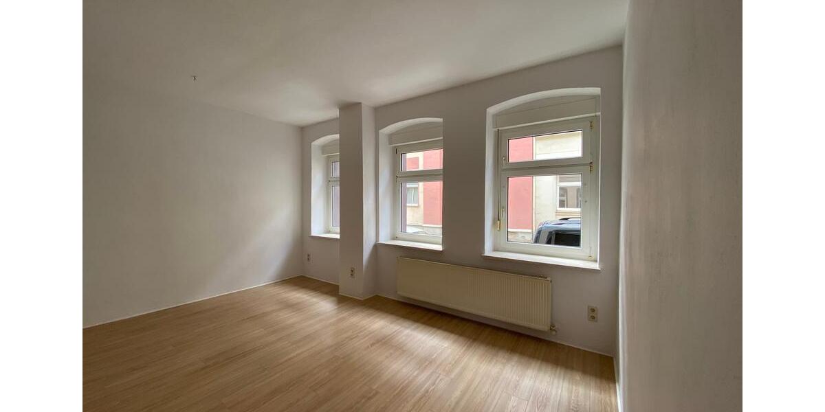 Etagenwohnung Greiz - 3 Zimmer, 86 m&sup2;, 430&euro; | Angebot:25550351