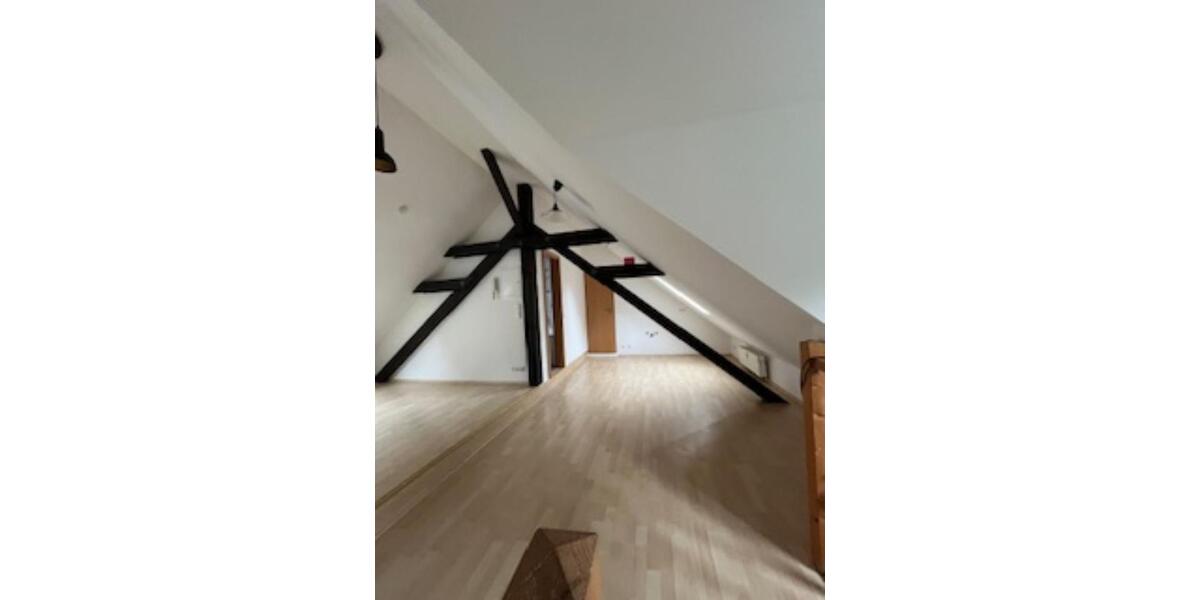 Dachgeschoßwohnung Muldenhammer - 2 Zimmer, 50 m&sup2;, 275&euro; | Angebot:22938332