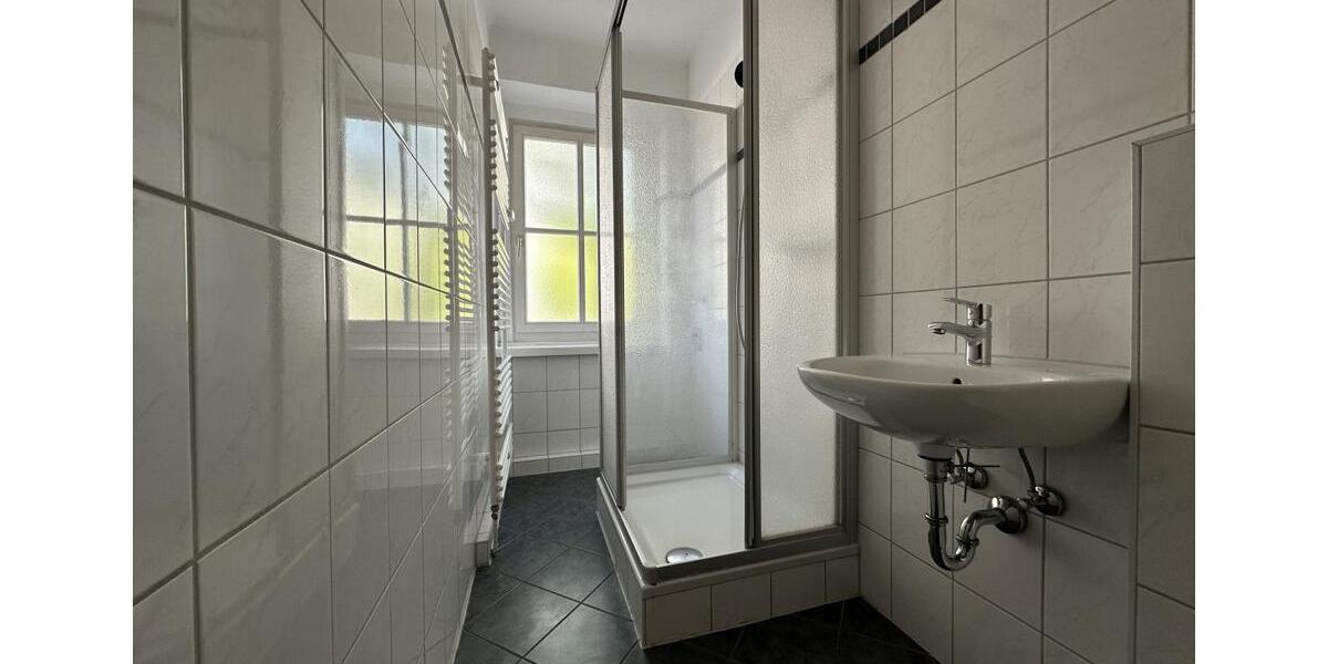 Erdgeschoßwohnung Plauen Bahnhofsvorstadt - 2 Zimmer, 48 m&sup2;, 263&euro; | Angebot:26635776