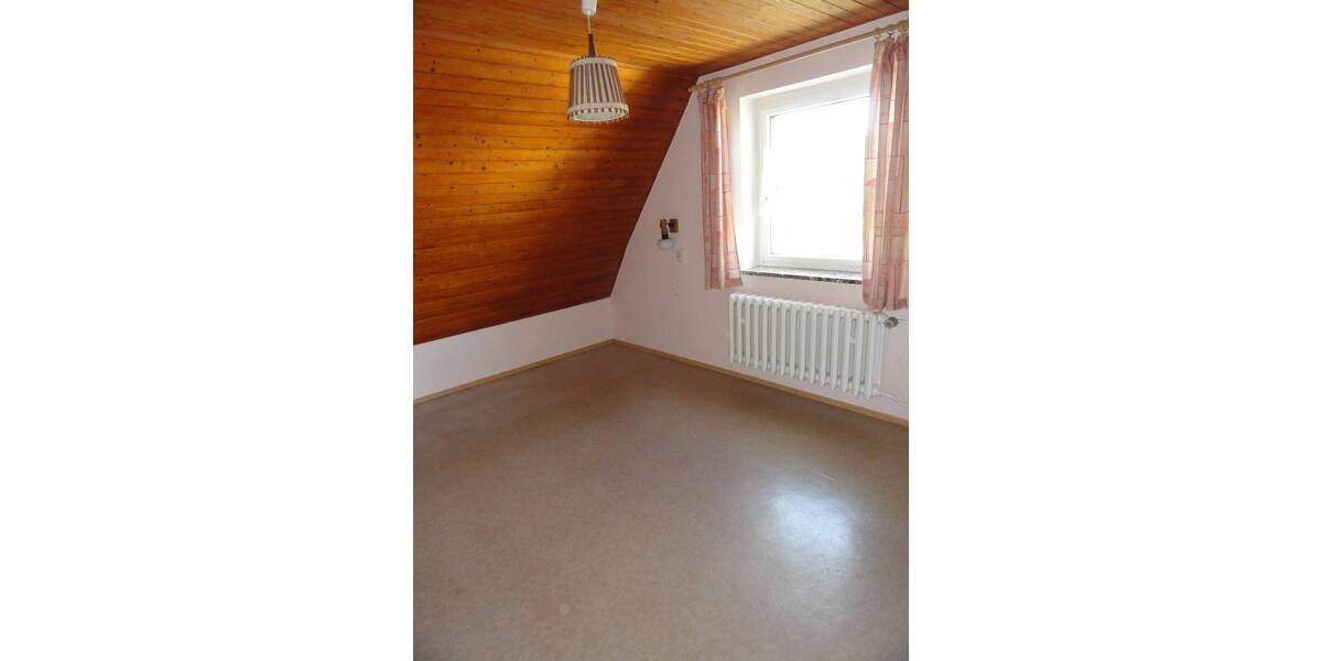 Einfamilienhaus Plauen Südvorstadt - 7 Zimmer, 175 m&sup2;, 249.000&euro; | Angebot:25662038