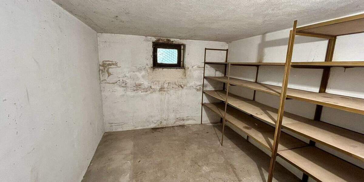 Einfamilienhaus Rodewisch - 1 Zimmer, 220 m&sup2;, 249.000&euro; | Angebot:25662114