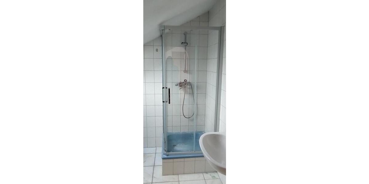 Dachgeschoßwohnung Hof Neuhof - 5 Zimmer, 90 m&sup2;, 750&euro; | Angebot:26674781