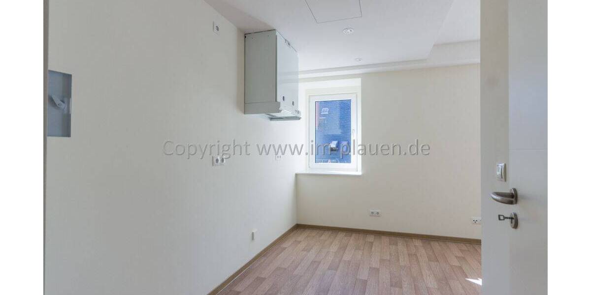Etagenwohnung Plauen Stadtmitte - 2 Zimmer, 63 m&sup2;, 410&euro; | Angebot:25694434