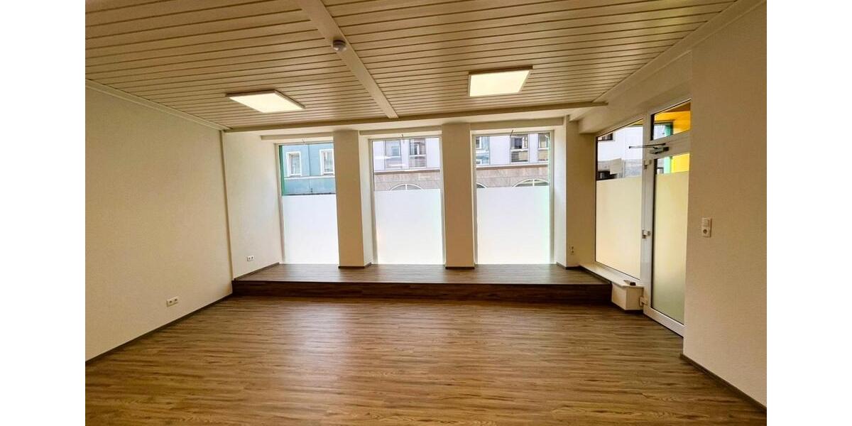 Gewerbeobjekt Hof Altstadt - 700&euro; | Angebot:24503842