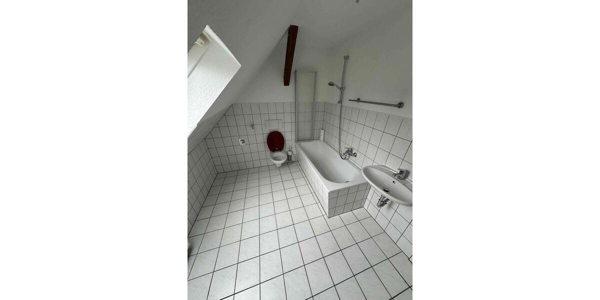 Dachgeschoßwohnung Plauen Altstadt - 1.5 Zimmer, 41 m&sup2;, 208&euro; | Angebot:24749316