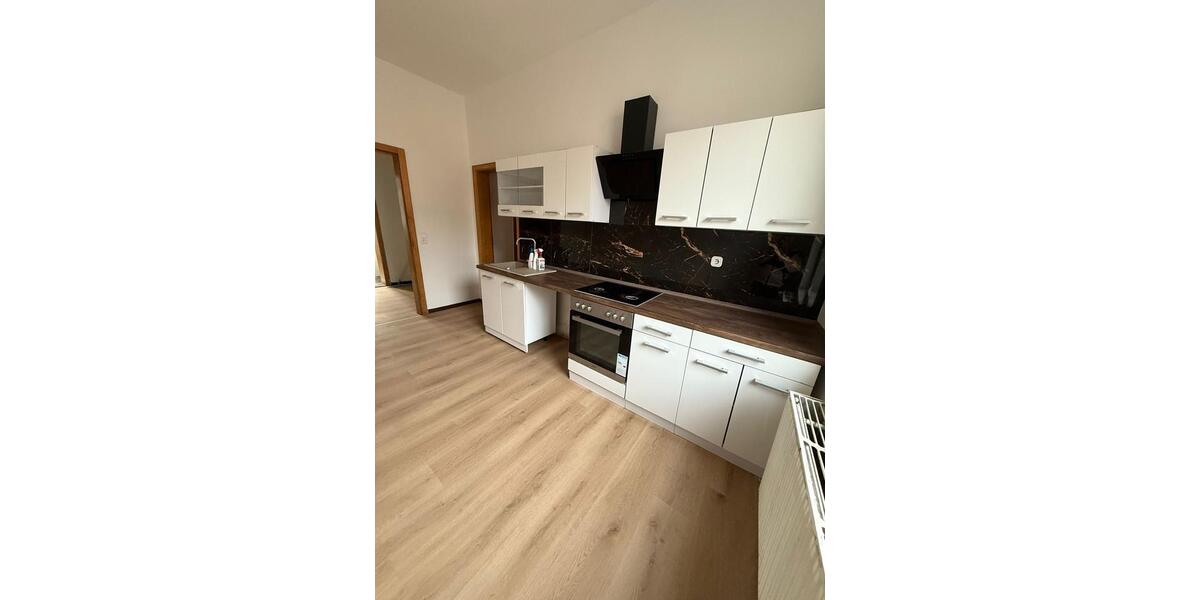 Etagenwohnung Hof Altstadt - 3 Zimmer, 90 m&sup2;, 650&euro; | Angebot:25497531