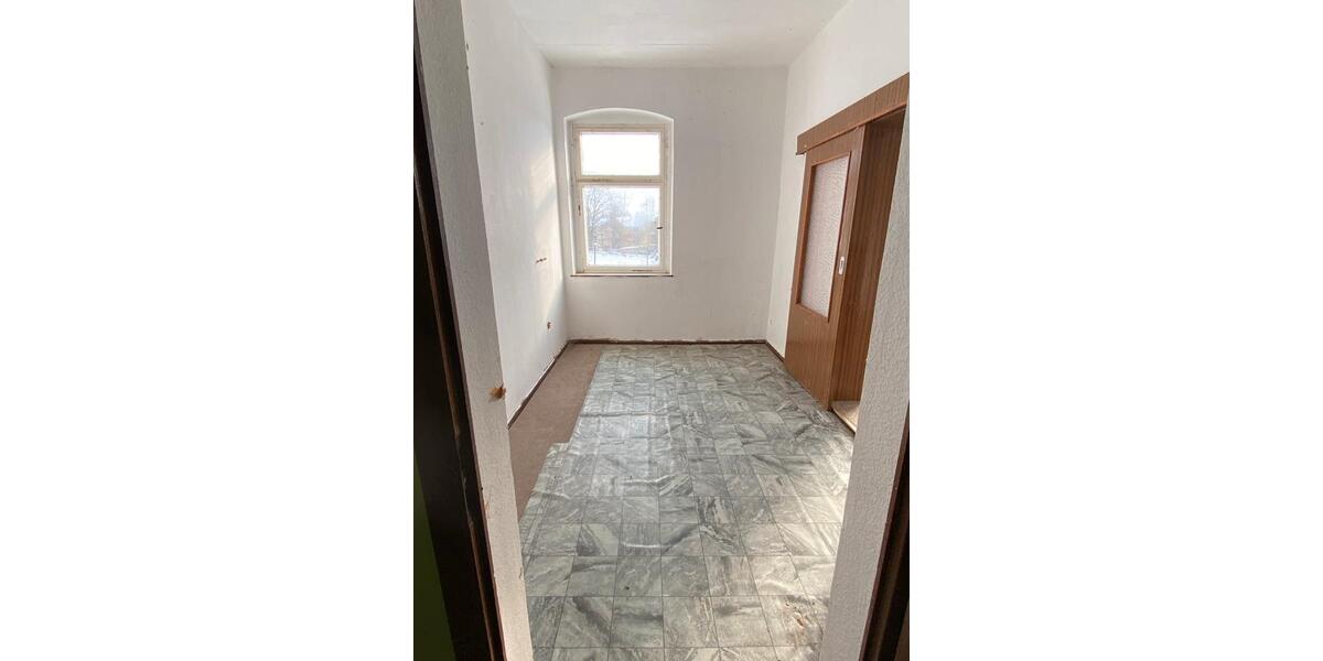 Mehrfamilienhaus, Wohnhaus Reichenbach im Vogtland - 20 Zimmer, 100 m&sup2;, 125.000&euro; | Angebot:26120322