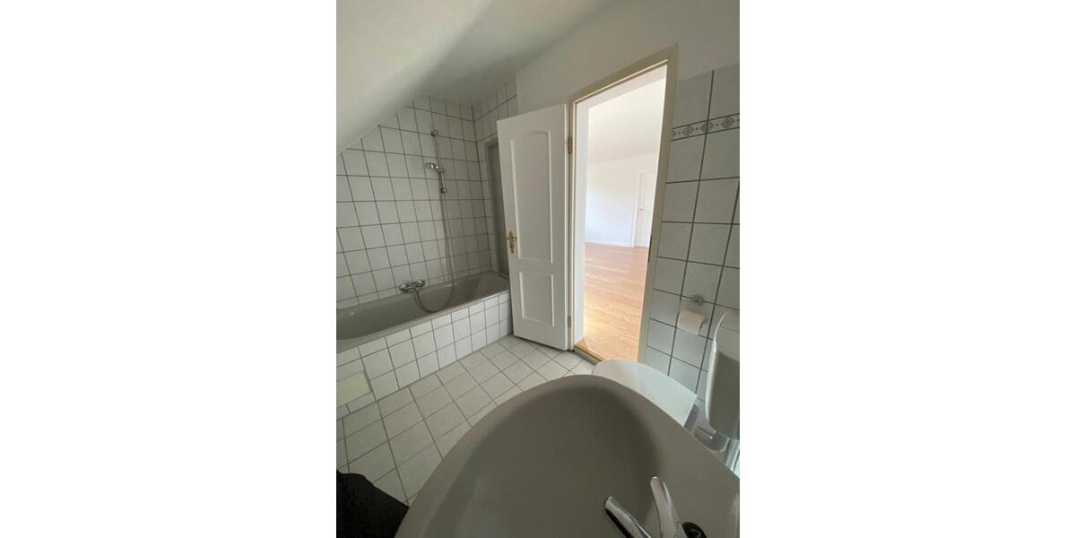 Etagenwohnung Klingenthal - 2.5 Zimmer, 59 m&sup2;, 329&euro; | Angebot:25908674