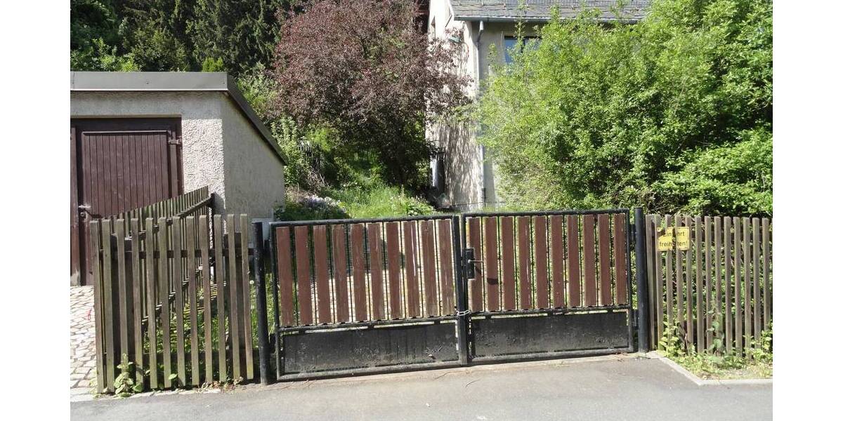 Einfamilienhaus Plauen Südvorstadt - 7 Zimmer, 175 m&sup2;, 249.000&euro; | Angebot:25662038