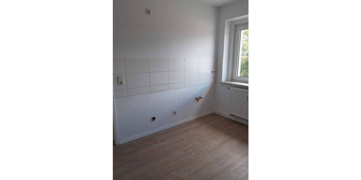 Etagenwohnung Plauen Ostvorstadt - 2 Zimmer, 50 m&sup2;, 290&euro; | Angebot:26778449