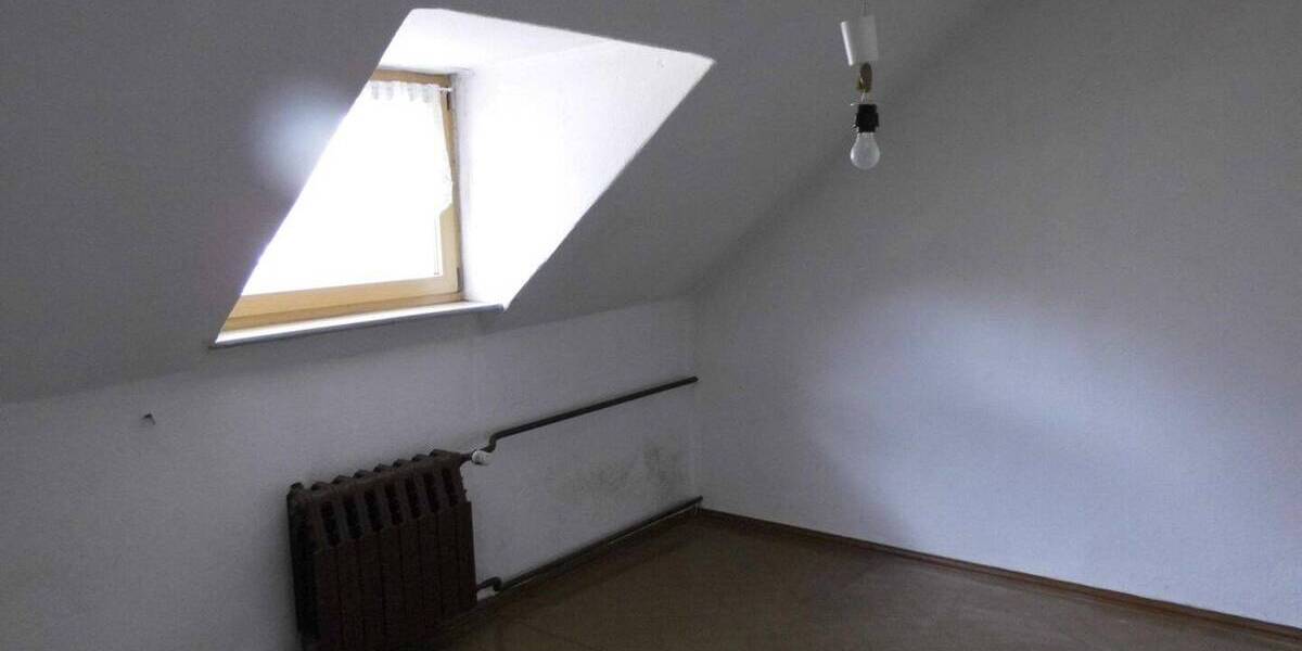 Einfamilienhaus Heinsdorfergrund Unterheinsdorf - 5 Zimmer, 115 m&sup2;, 89.000&euro; | Angebot:25662882