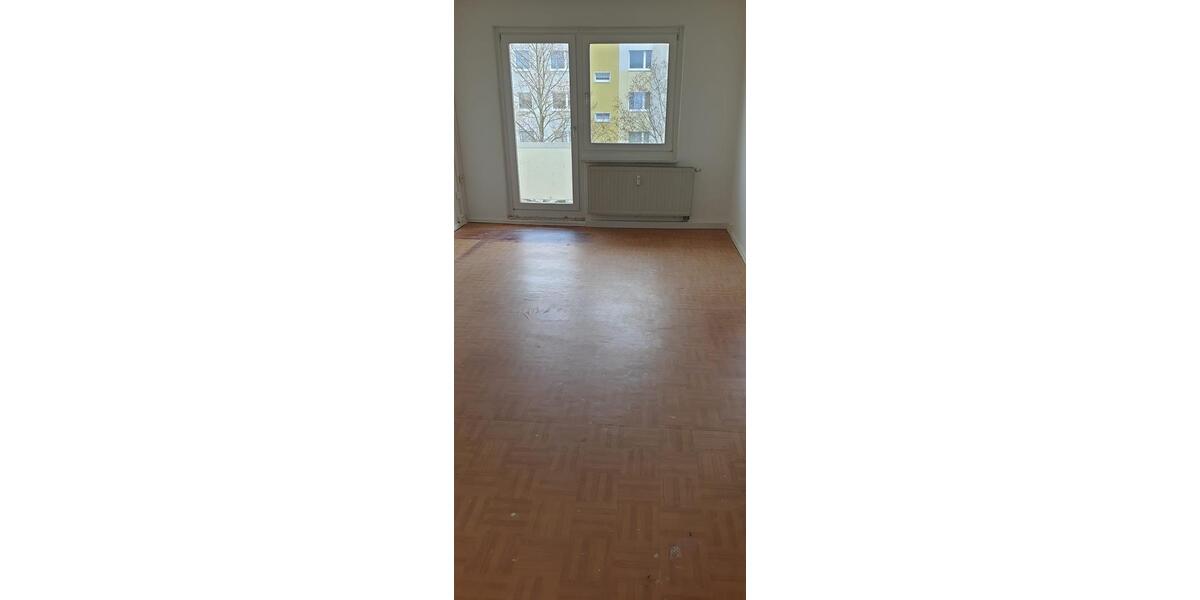 Etagenwohnung Zeulenroda-Triebes Triebes - 3 Zimmer, 69 m&sup2;, 380&euro; | Angebot:26001937