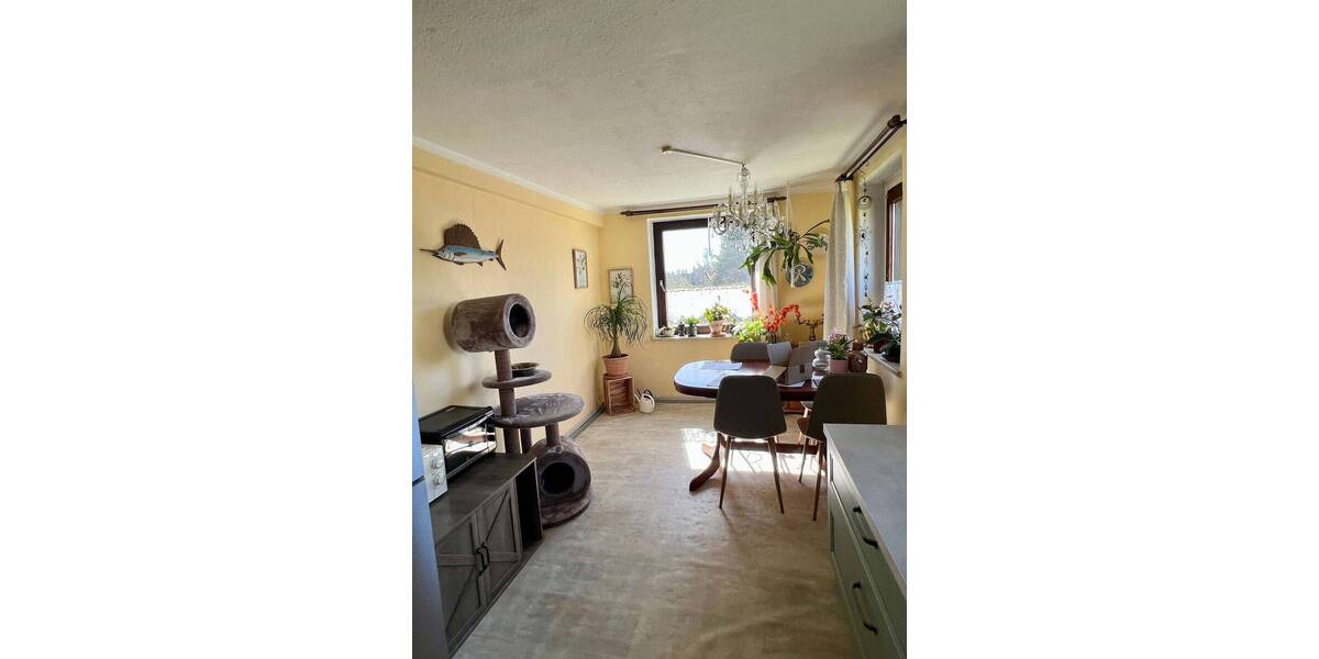 Einfamilienhaus Neustadt Poppengrün - 7 Zimmer, 110 m&sup2;, 93.000&euro; | Angebot:26247761