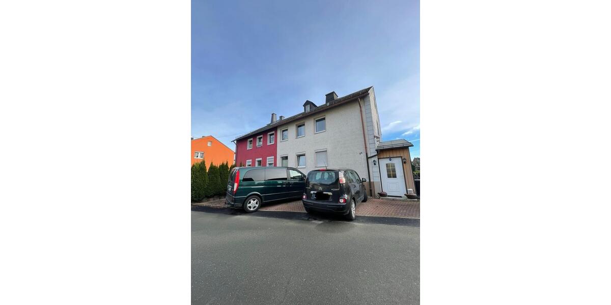 Doppelhaushälfte Hof Christiansreuth - 5 Zimmer, 110 m&sup2;, 139.000&euro; | Angebot:26116075