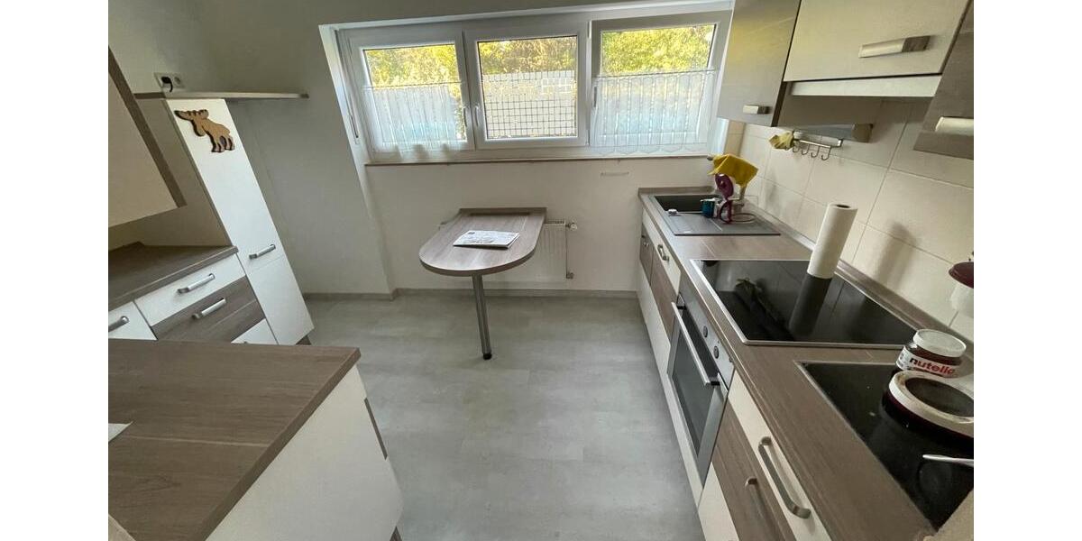 Einfamilienhaus Hof Christiansreuth - 9 Zimmer, 200 m&sup2;, 1.500&euro; | Angebot:26634673