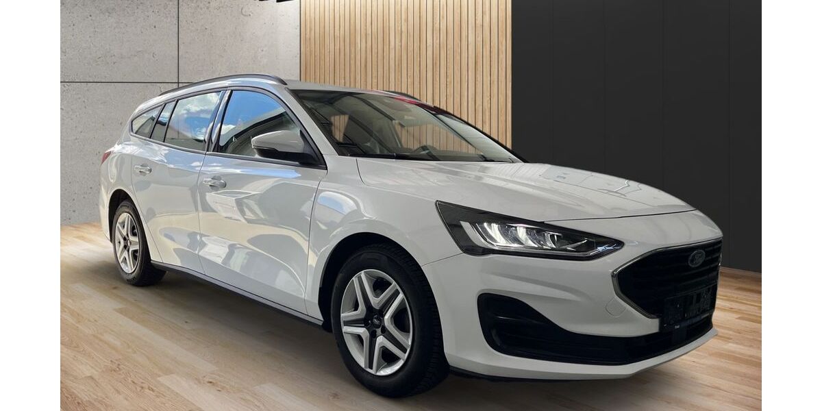Ford Focus 50.500 km 16.490 &euro; Trieb 08239