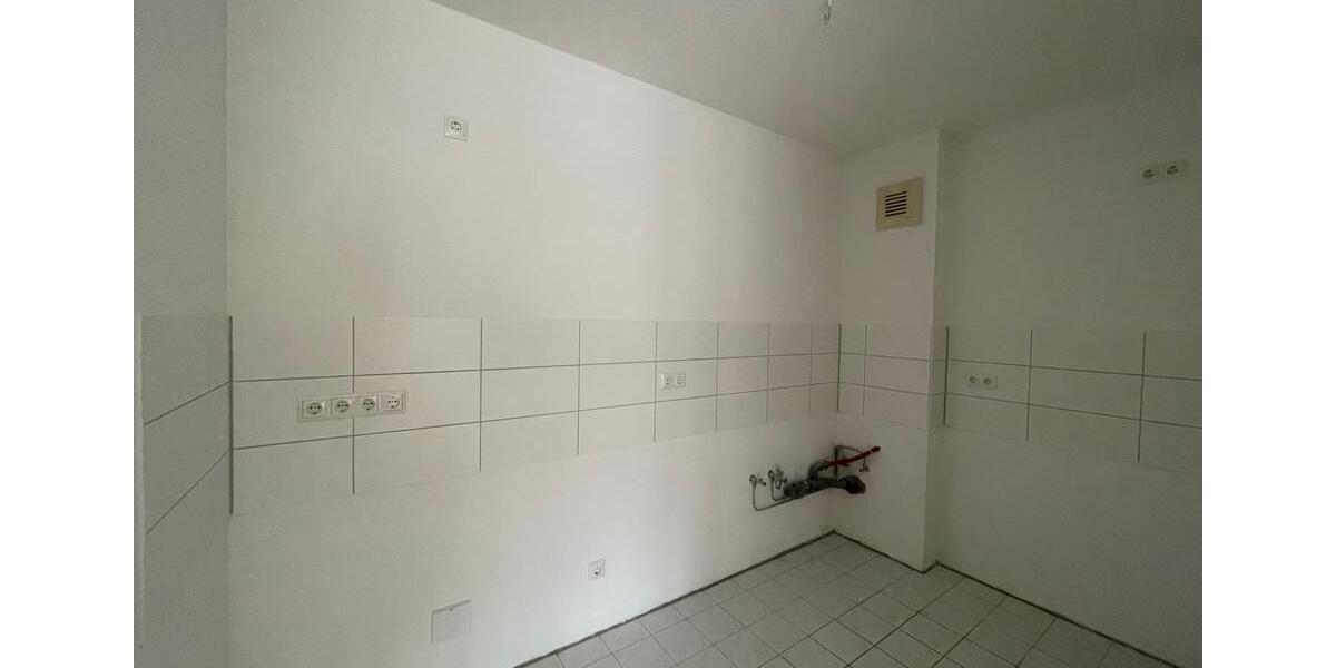 Etagenwohnung Auma-Weidatal Weidatal - 2 Zimmer, 69 m&sup2;, 413&euro; | Angebot:24534013