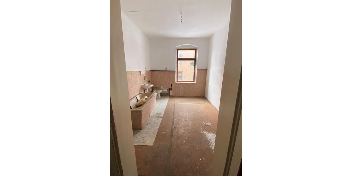 Mehrfamilienhaus, Wohnhaus Reichenbach im Vogtland - 20 Zimmer, 749 m&sup2;, 120.000&euro; | Angebot:25857632