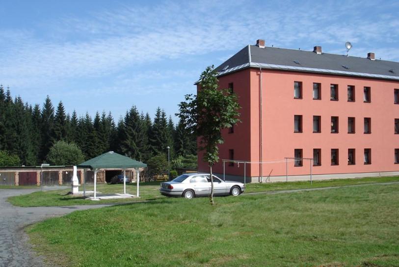 Dachgeschoßwohnung Muldenhammer - 3 Zimmer, 60 m&sup2;, 280&euro; | Angebot:19258575