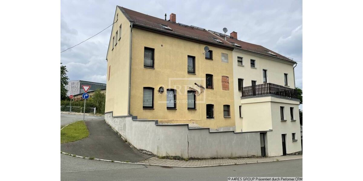 Einfamilienhaus Netzschkau - 3 Zimmer, 135 m&sup2;, 52.000&euro; | Angebot:25698428