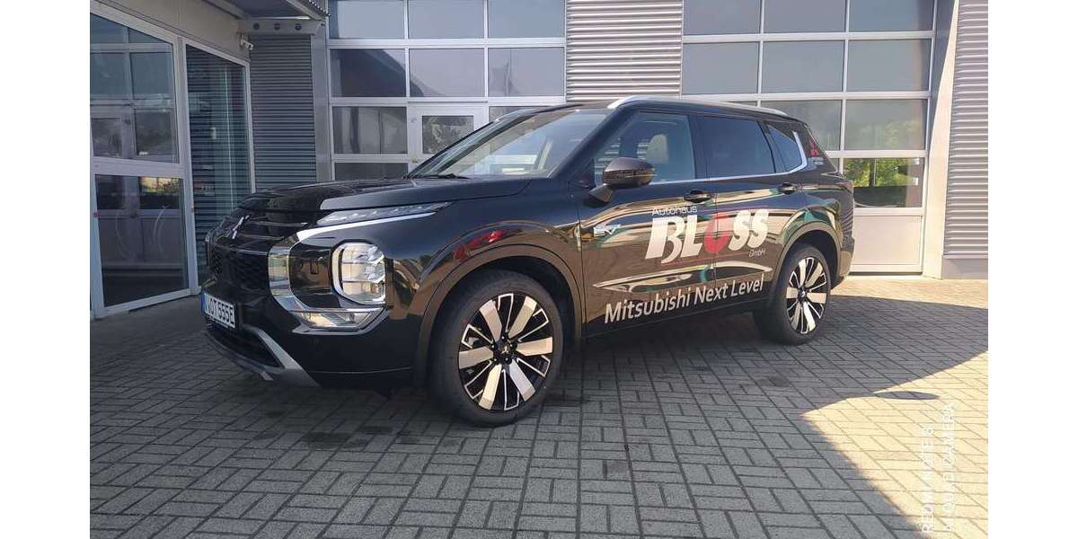 Mitsubishi Outlander 4.300 km 49.800 &euro; Adorf 08626