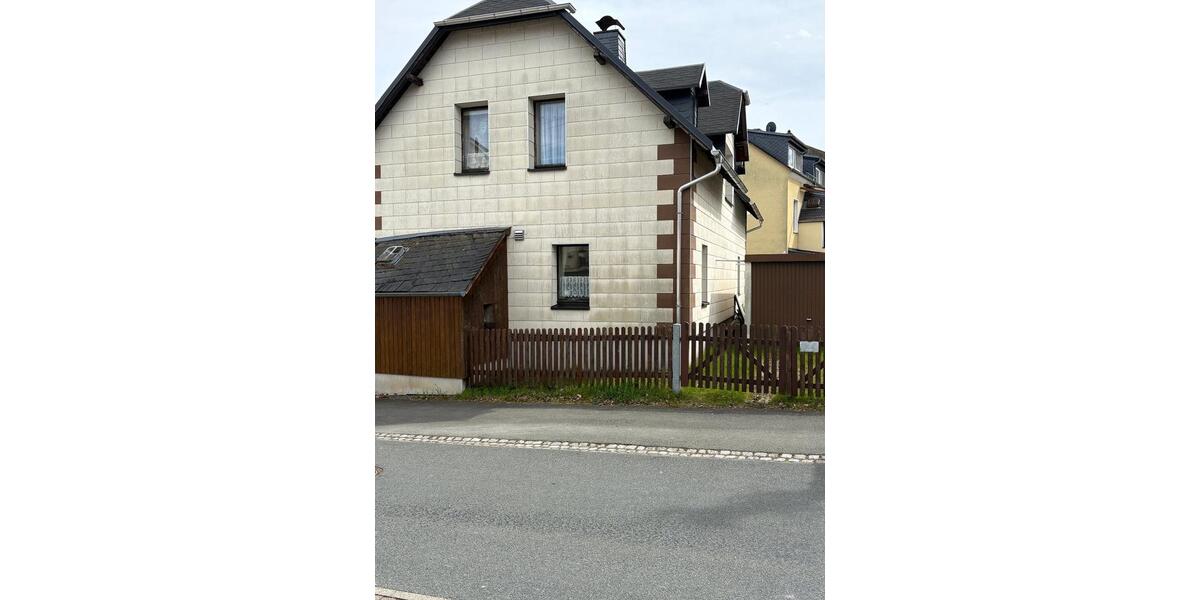 Einfamilienhaus Langenwetzendorf - 5 Zimmer, 144 m&sup2;, 109.000&euro; | Angebot:26267983