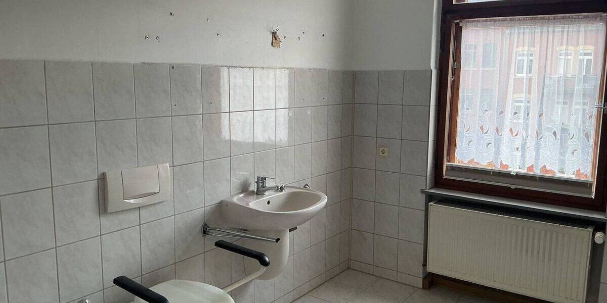 Reihenmittelhaus Falkenstein - 5 Zimmer, 125 m&sup2;, 60.000&euro; | Angebot:26451826