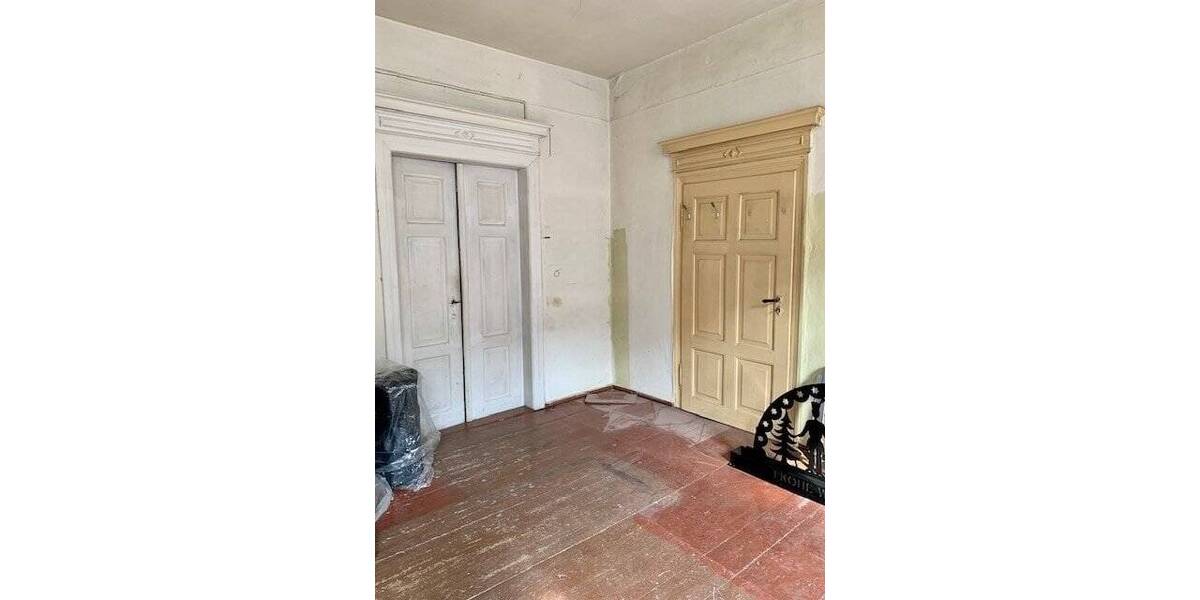 Reihenmittelhaus Elsterberg - 1 Zimmer, 130 m&sup2;, 79.000&euro; | Angebot:25662003