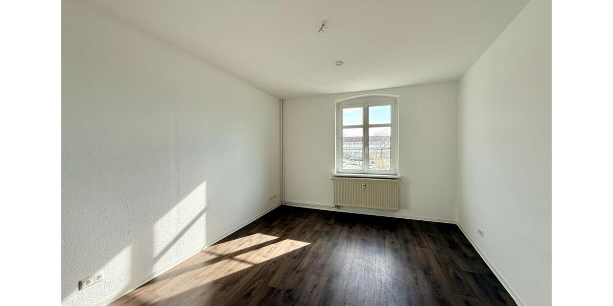 Etagenwohnung Plauen Alt Chrieschwitz - 2 Zimmer, 50 m&sup2;, 262&euro; | Angebot:25904332